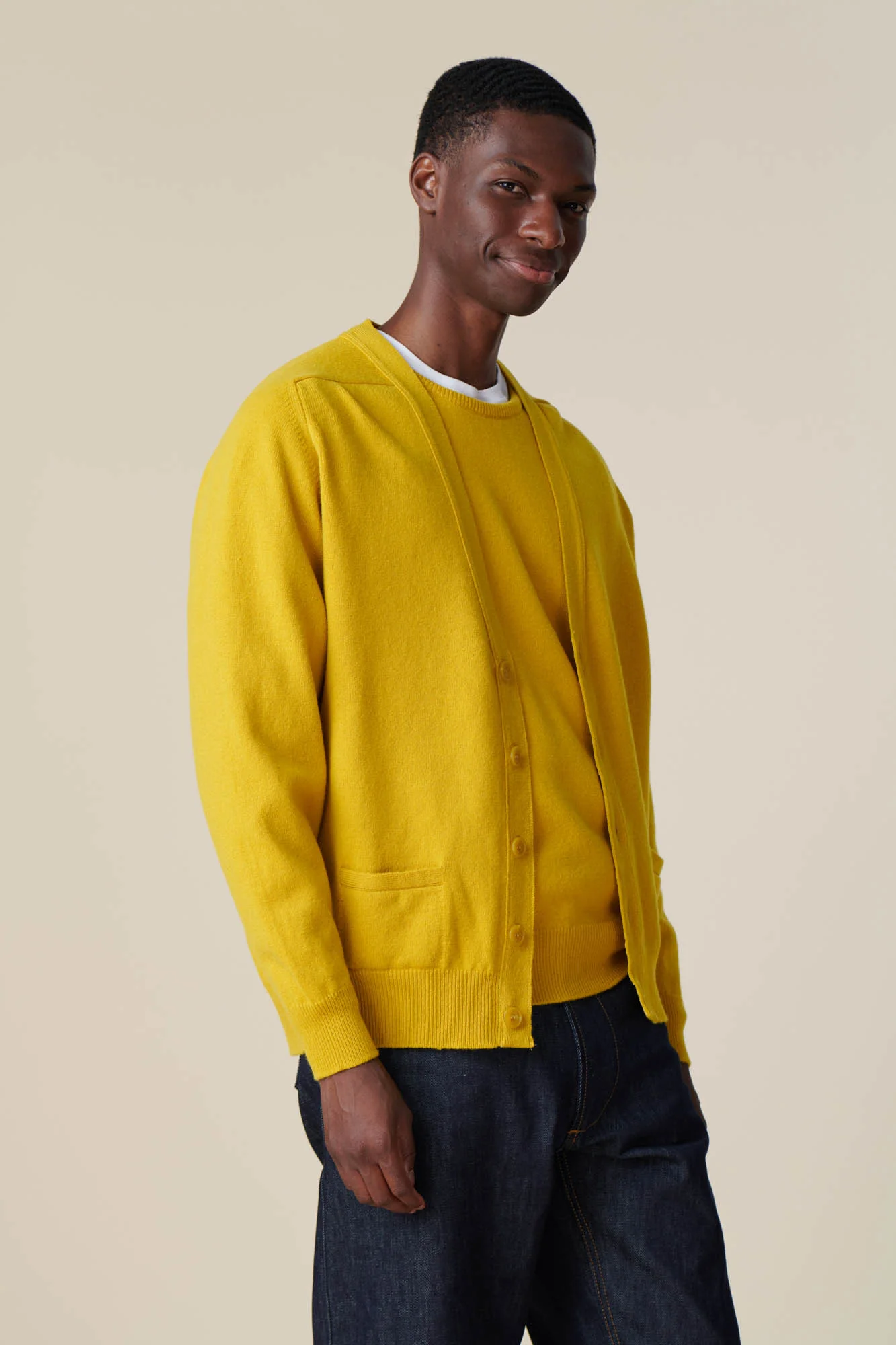 Men's Lambswool Cardigan - Piccalilli Yellow - Image 2