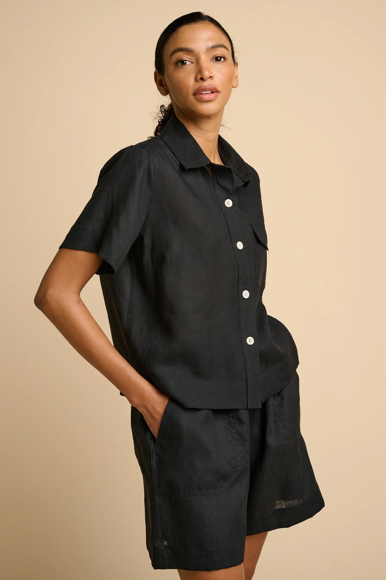 Penny Cropped Shirt Linen - Black