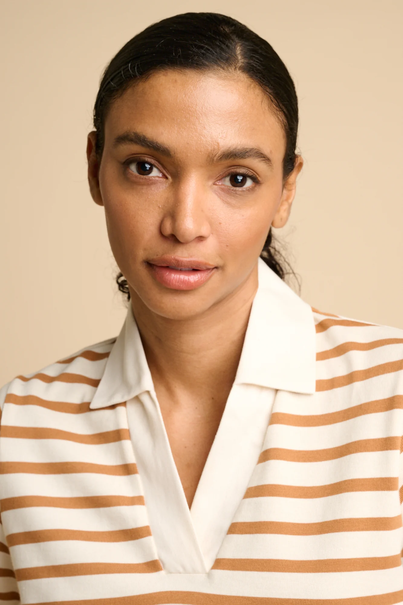 WOMENS BRETON GYM TOP - ECRU/TOBACCO - Image 4